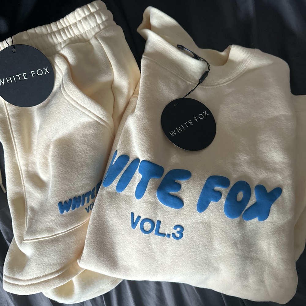 NWT White Fox Offstage Buttercream Matching Set